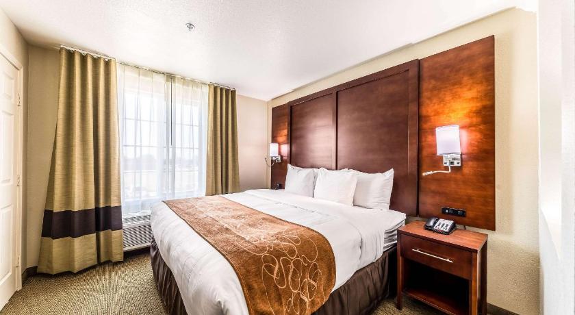 Comfort Suites Grand Prairie - Arlington North