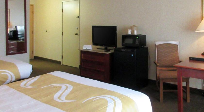 Quality Inn & Suites Downtown - University Area