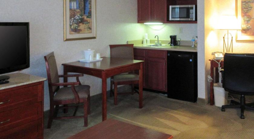 Quality Inn & Suites Downtown - University Area