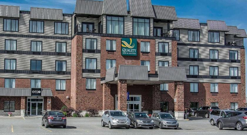 Quality Inn and Suites Hotel Victoriaville