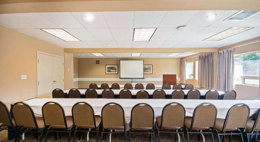 Comfort Inn & Suites Langley