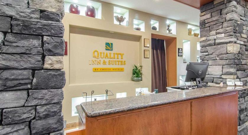 Quality Inn & Suites Grand Prairie