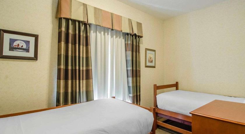 Quality Inn & Suites Grand Prairie