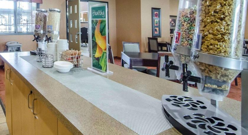 Quality Inn & Suites Grand Prairie