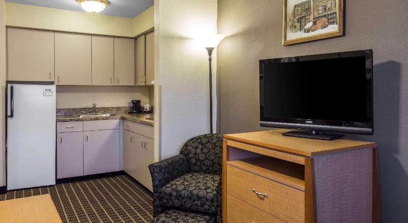 Quality Inn & Suites Summit County Silverthorne