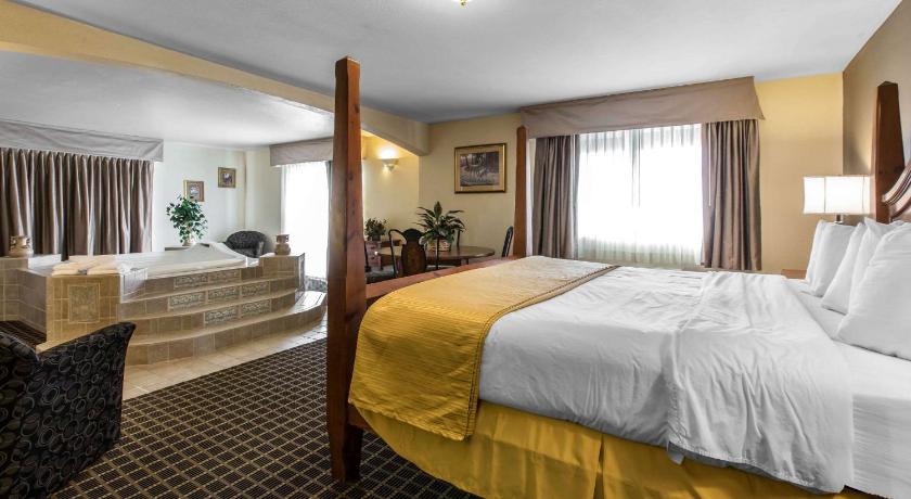 Quality Inn & Suites Summit County Silverthorne