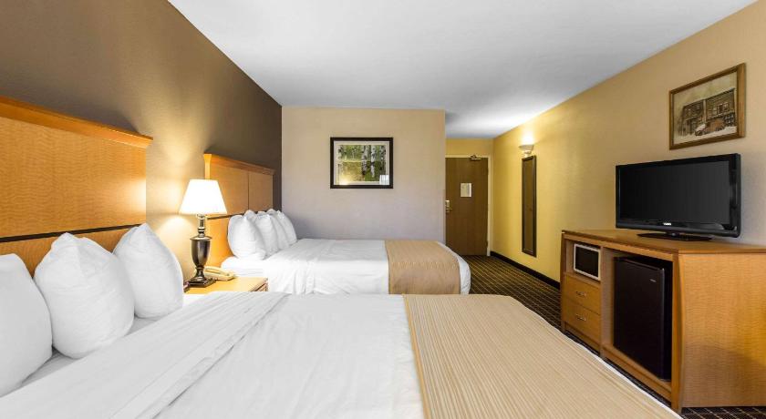 Quality Inn & Suites Summit County Silverthorne