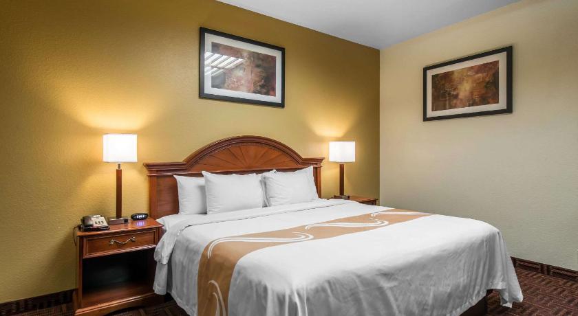 Quality Inn South Colorado Springs