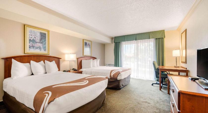 Quality Inn & Suites Tarpon Springs South