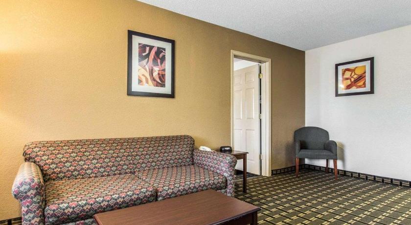 Quality Inn & Suites Morrow Atlanta South