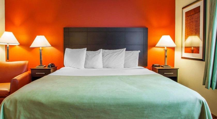 Suburban Extended Stay Hotel Cedar Falls