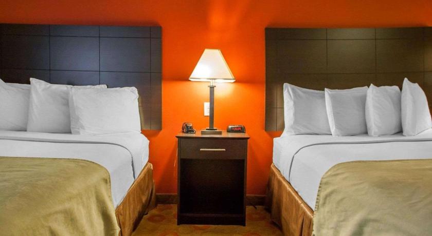 Suburban Extended Stay Hotel Cedar Falls