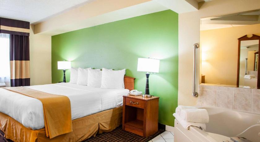 Quality Inn Bollingbrook I-55