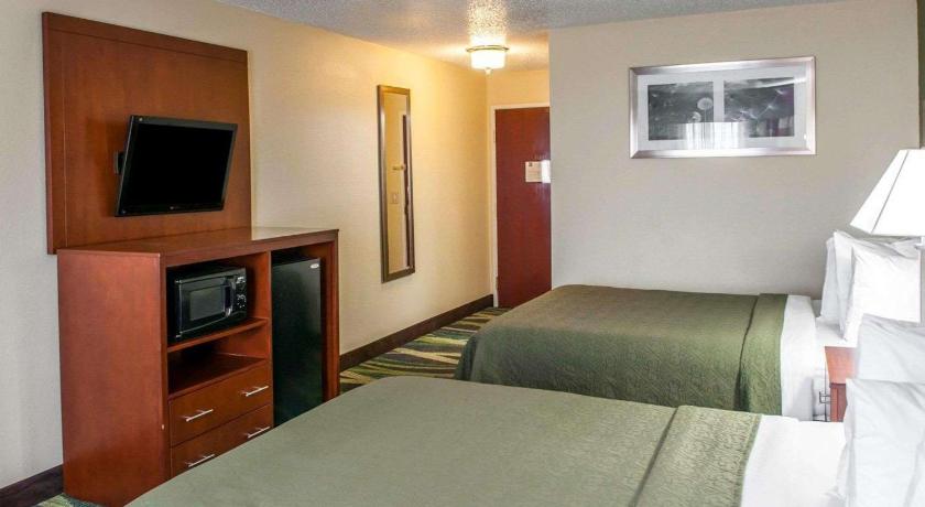 Quality Inn & Suites South Bend Airport