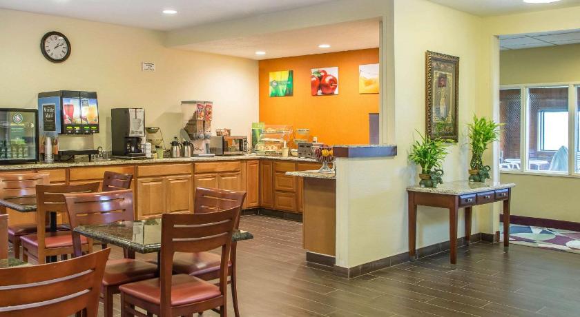 Quality Inn & Suites Bloomington