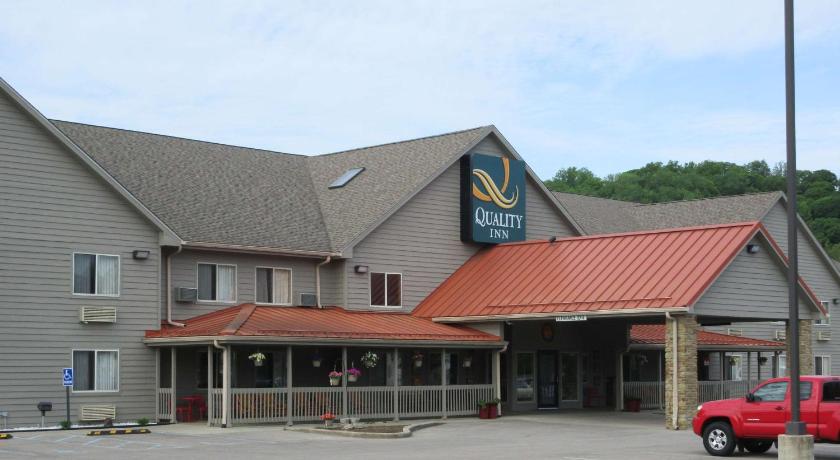 Quality Inn Nashville - Bloomington photo