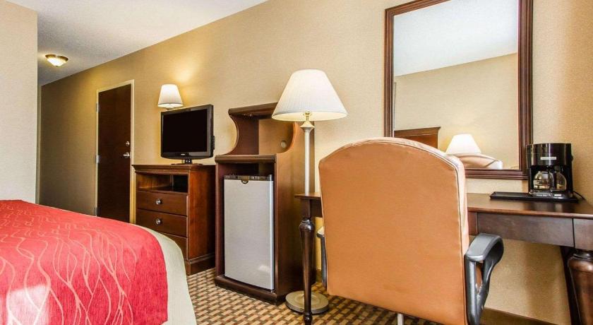 Comfort Inn & Suites Scarborough-Portland