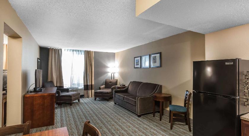 Comfort Inn Bay City - Riverfront