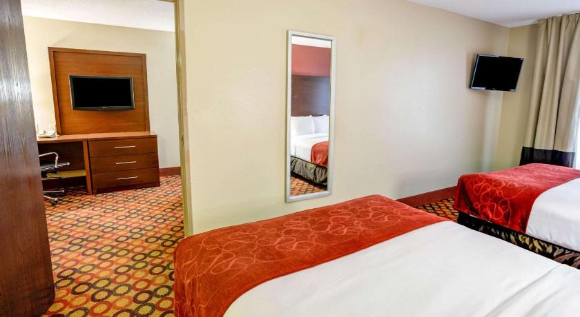 Comfort Suites Concord Mills