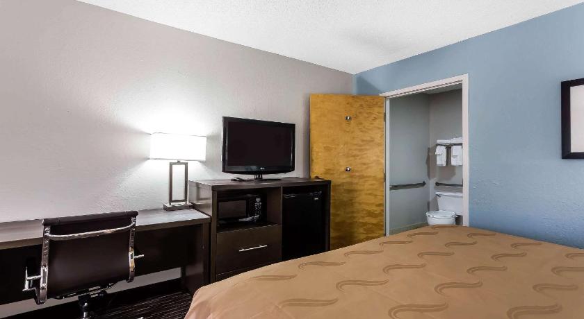 Quality Inn & Suites Mooresville-Lake Norman