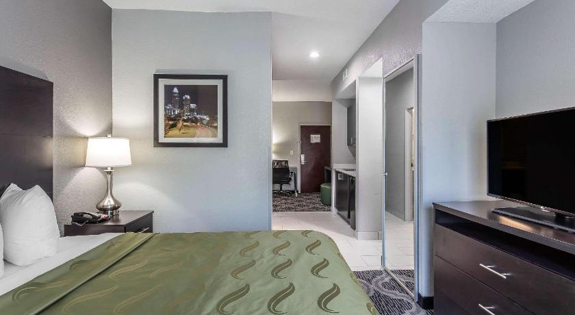 Quality Suites Pineville - Charlotte