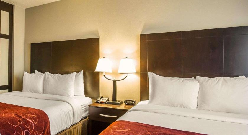 Comfort Suites Lake Norman - Huntersville