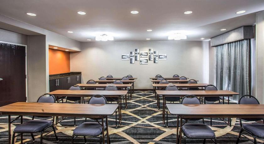 Comfort Inn and Suites Kannapolis - Concord