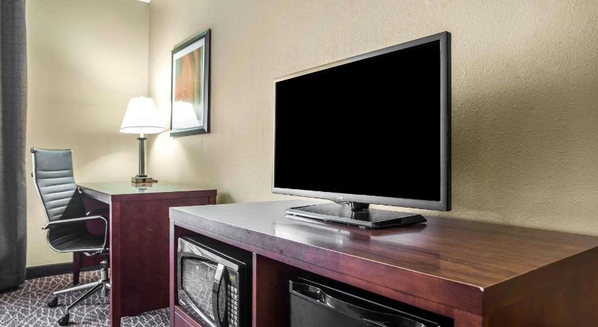 Comfort Inn and Suites Kannapolis - Concord