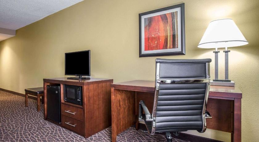 Comfort Inn and Suites Kannapolis - Concord