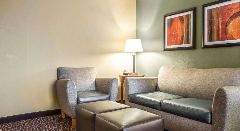 Comfort Inn and Suites Kannapolis - Concord