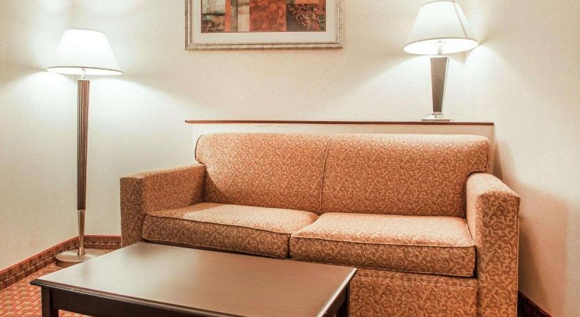 Comfort Suites Mahwah - Paramus