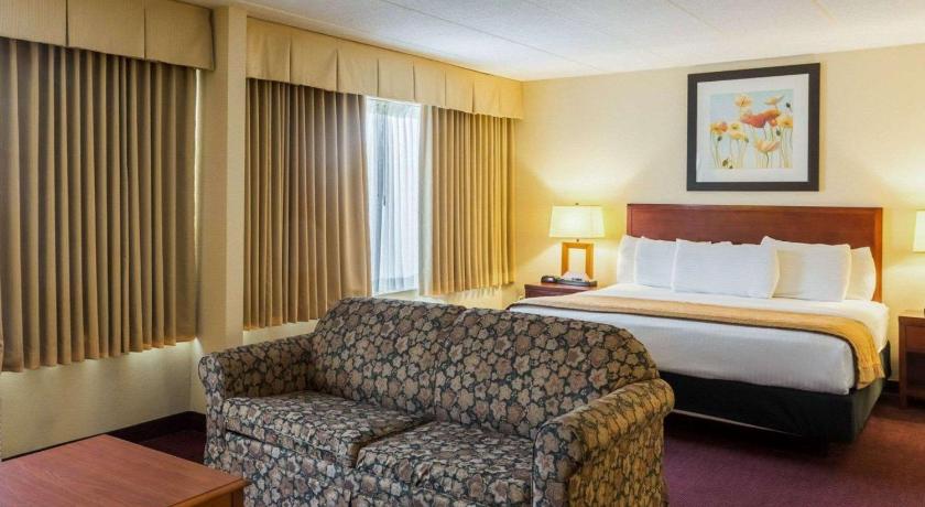 Clarion Hotel Somerset - New Brunswick