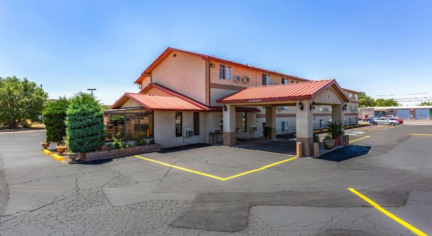 Rodeway Inn photo