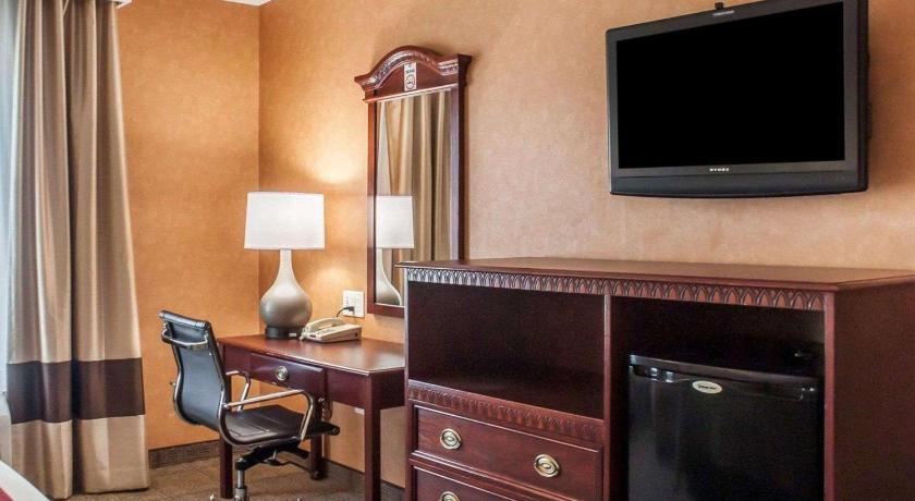 Quality Inn Near Walden Galleria Mall