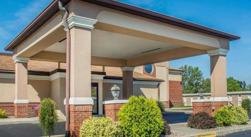 Airport Hotel Buffalo Hotels At Clarence Aerodrome Airport - 