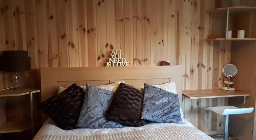 Garden Studio Cottage — Hotel in London