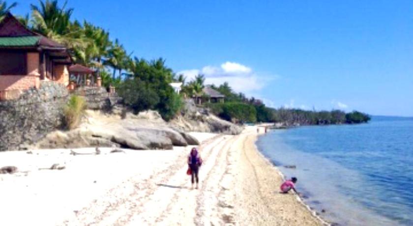 M Villa’s Farm Resort — Hotel in Romblon