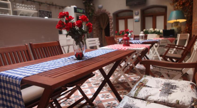 Tom Square Boutique Hotel - image 5