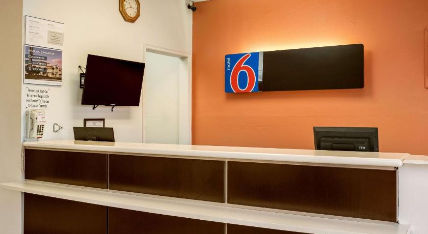 Motel 6-Albert Lea, MN photo