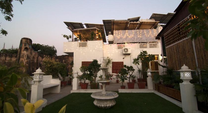 Chitra Katha - A Story Per Stay - image 6