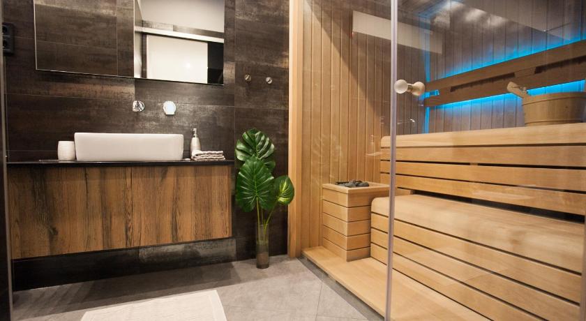 Stylish loft with finnish SAUNA — Hotel in Budapest