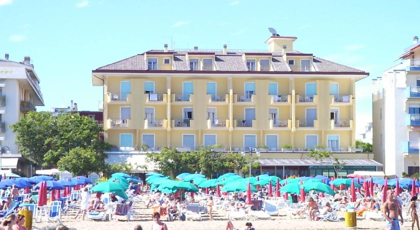 Hotel Continental — Hotel in Lido Di Jesolo