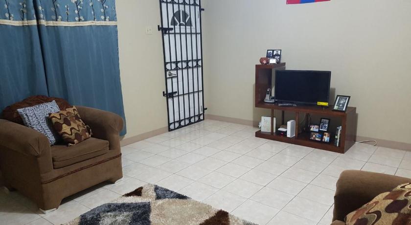 Irie Space Mandeville S Photos Reviews Address Jamaica Best Time To Travel Jamaica Irie Space Mandeville