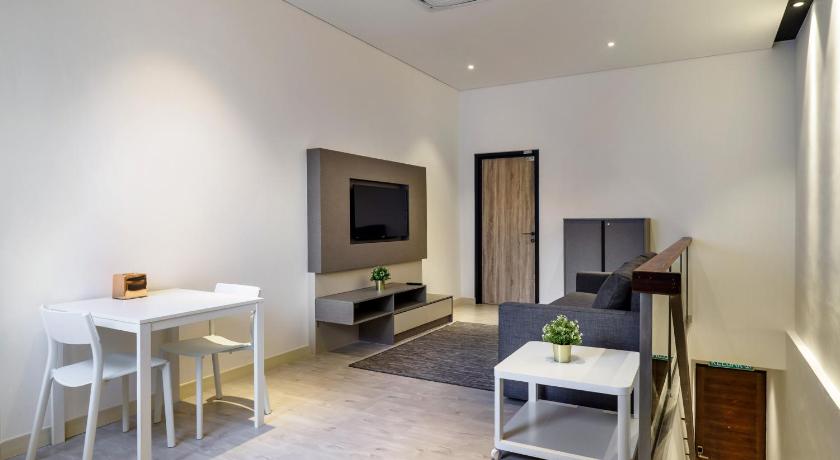 Image of 2 Bedroom 12