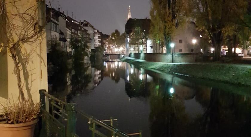 LE NID DE L'ILL, Magnifique Duplex Cosy Petite France photo