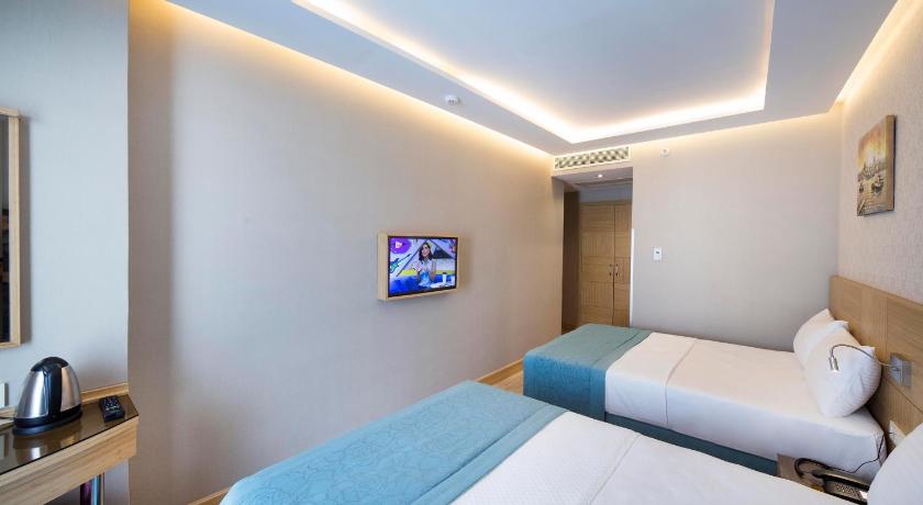 Immagine di Tripla (Tripe Room) 1