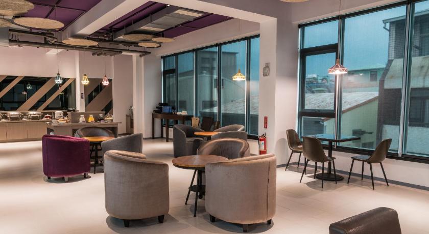 HIGH CLOUD INTERNATIONAL BUSINESS HOTEL - image 13