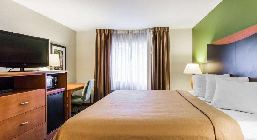 Quality Inn and Suites Birmingham - Highway 280