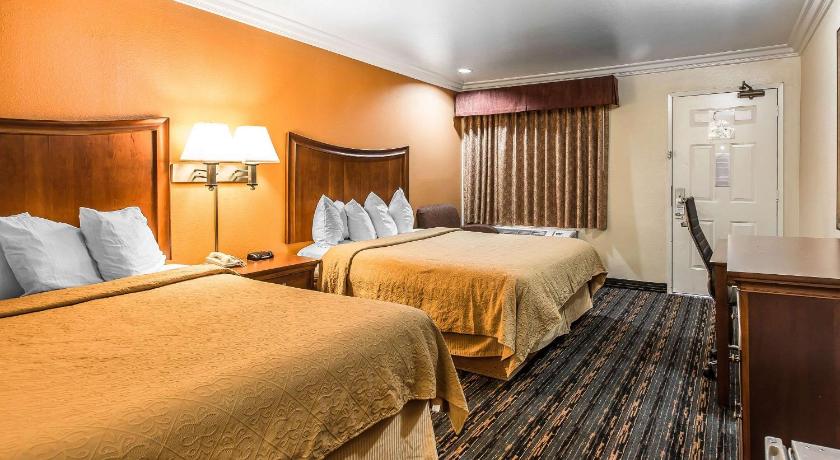 Quality Inn Lake Elsinore I-15