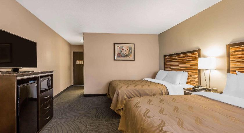 Quality Inn Fallbrook I-15